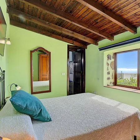 Holiday home Draguitos 2